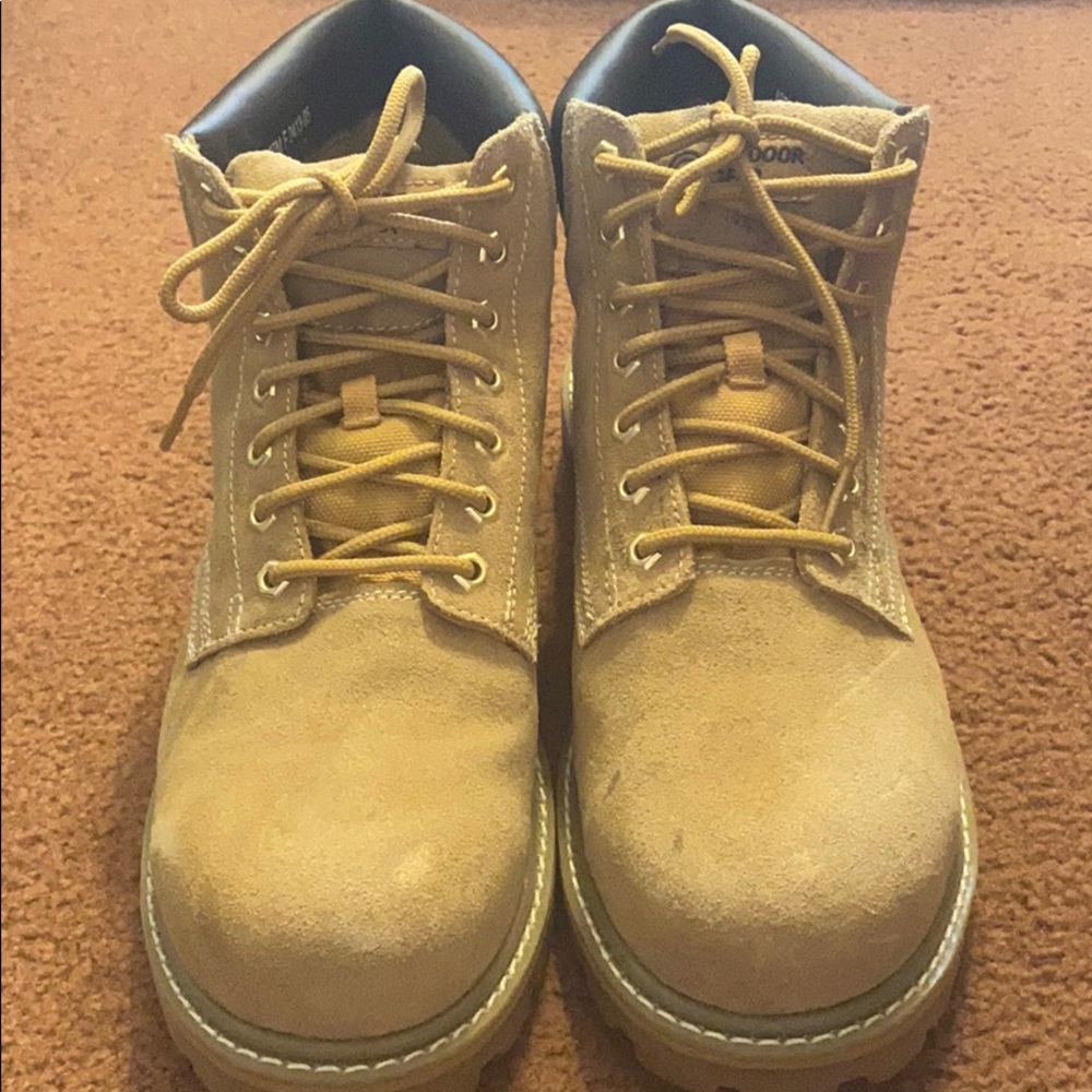 Outdoor Gear Men’s Hiking Boots - Like new